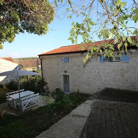 Apartment Nirvana Vrsar Exterior photo